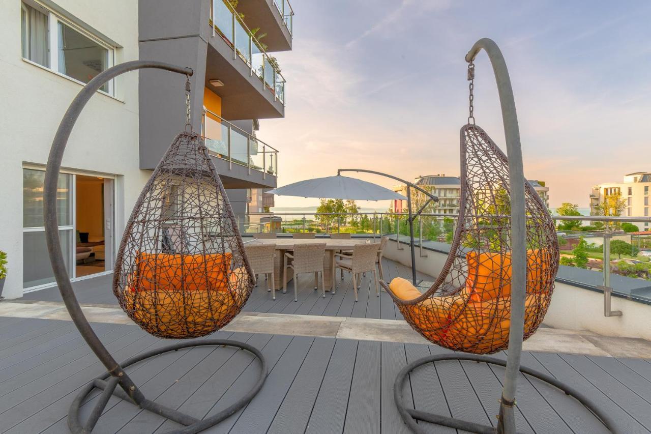 Ferienwohnung Admiral Luxury IV Apartman By Bltn Siófok Exterior foto