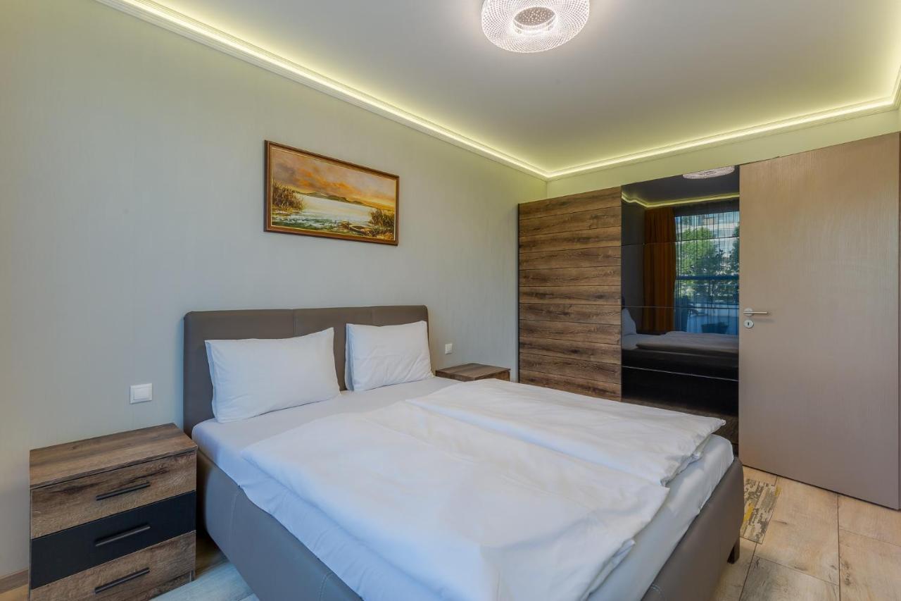Ferienwohnung Admiral Luxury IV Apartman By Bltn Siófok Exterior foto