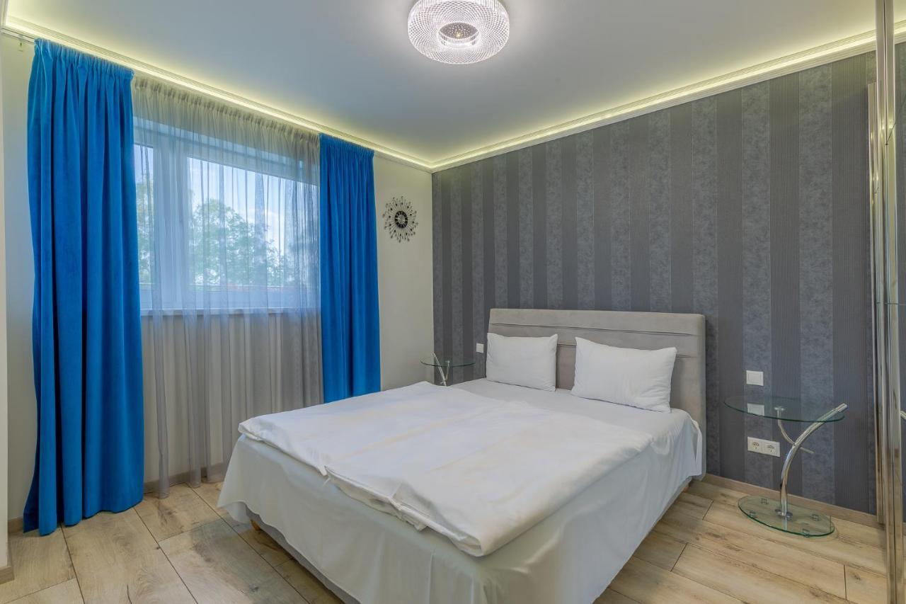 Ferienwohnung Admiral Luxury IV Apartman By Bltn Siófok Exterior foto